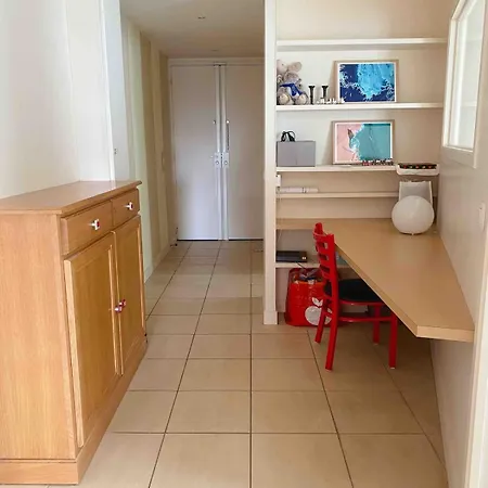 Family Tour Eiffel Διαμέρισμα *